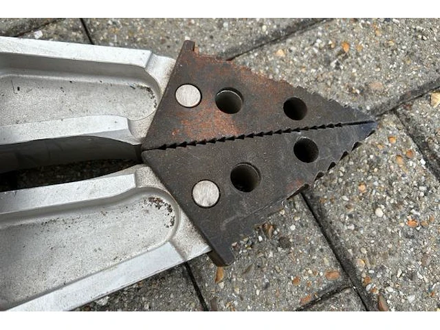 Holmatra hydraulische spreider - afbeelding 3 van  7