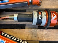 Holmatro gereedschap - afbeelding 9 van  25