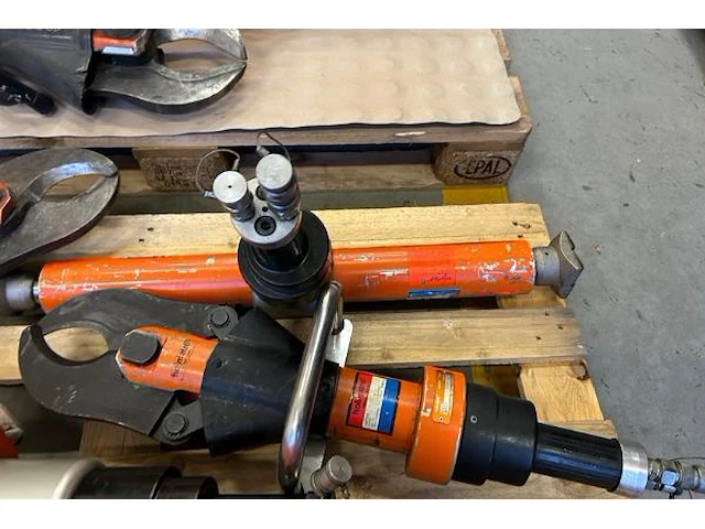 Holmatro gereedschap - afbeelding 3 van  19