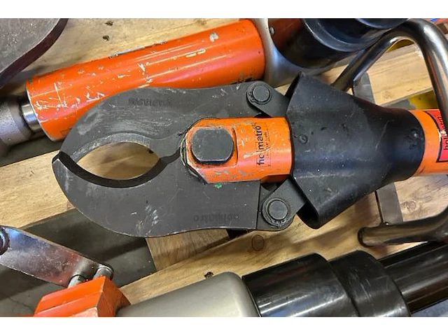 Holmatro gereedschap - afbeelding 15 van  19
