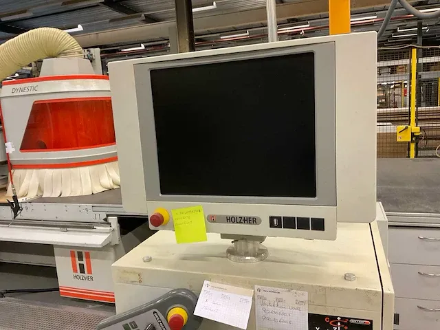 Holzher dynestic 7521 cnc-bewerkingscentrum - afbeelding 15 van  16