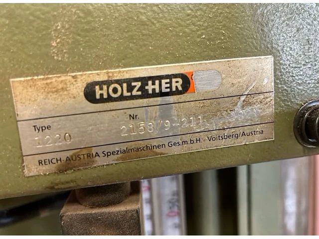 Holzher supercut 1220 verticale platenzaag - afbeelding 8 van  9