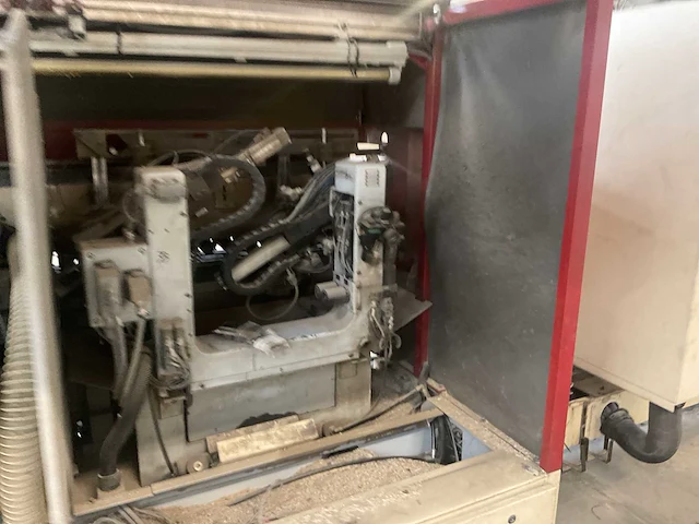 Homag - power kfl 10/34 qe - volautomatische assengestuurde enkelzijdige powerline homag r1/r2/r3 + soft - 2002- houtbewerking - houtbewerkingsmachines - afbeelding 2 van  19