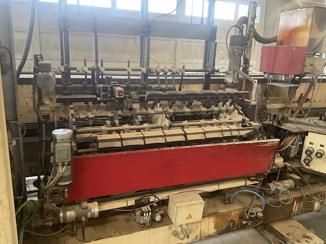 Homag - power kfl 10/34 qe - volautomatische assengestuurde enkelzijdige powerline homag r1/r2/r3 + soft - 2002- houtbewerking - houtbewerkingsmachines - afbeelding 3 van  19