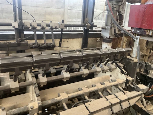 Homag - power kfl 10/34 qe - volautomatische assengestuurde enkelzijdige powerline homag r1/r2/r3 + soft - 2002- houtbewerking - houtbewerkingsmachines - afbeelding 4 van  19