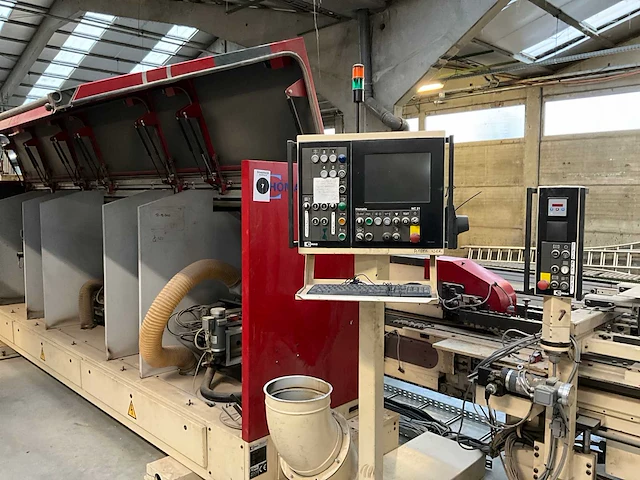 Homag - power kfl 10/34 qe - volautomatische assengestuurde enkelzijdige powerline homag r1/r2/r3 + soft - 2002- houtbewerking - houtbewerkingsmachines - afbeelding 1 van  19