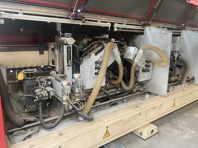 Homag - power kfl 10/34 qe - volautomatische assengestuurde enkelzijdige powerline homag r1/r2/r3 + soft - 2002- houtbewerking - houtbewerkingsmachines - afbeelding 18 van  19
