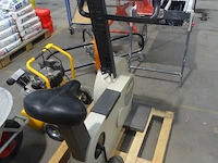 Hometrainer technogym - afbeelding 2 van  5