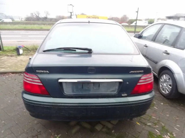 Honda - accord - - afbeelding 10 van  16