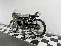 Honda - cb 125 endurance - motor - afbeelding 4 van  11