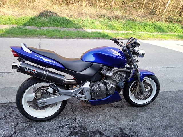Honda - cb 600 - motorfiets - afbeelding 3 van  8