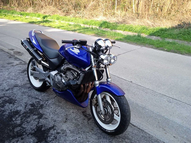 Honda - cb 600 - motorfiets - afbeelding 5 van  8