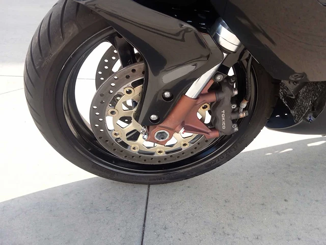 Honda - cbr 1000 rr - motorcycle - afbeelding 7 van  9