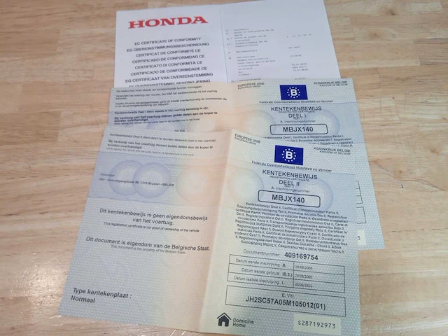 Honda - cbr 1000 rr - motorcycle - afbeelding 9 van  9