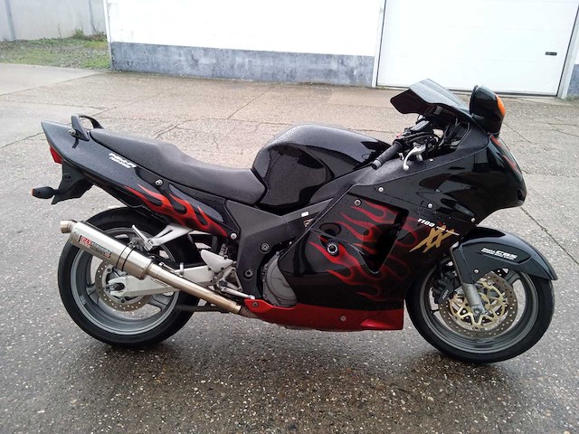 Honda - cbr 1100 xx - motorfiets - afbeelding 2 van  7