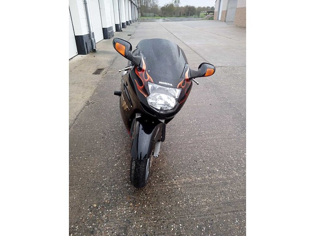 Honda - cbr 1100 xx - motorfiets - afbeelding 4 van  7