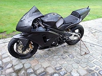 Honda - cbr 600 rr - motorfiets - afbeelding 1 van  5