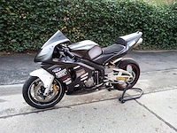 Honda - cbr 600rr - motorfiets - afbeelding 2 van  7