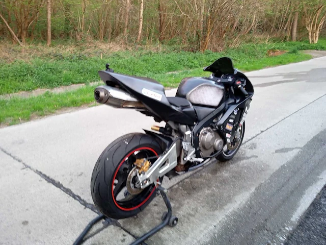 Honda - cbr 600rr - motorfiets - afbeelding 5 van  7