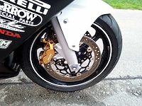 Honda - cbr 600rr - motorfiets - afbeelding 6 van  7