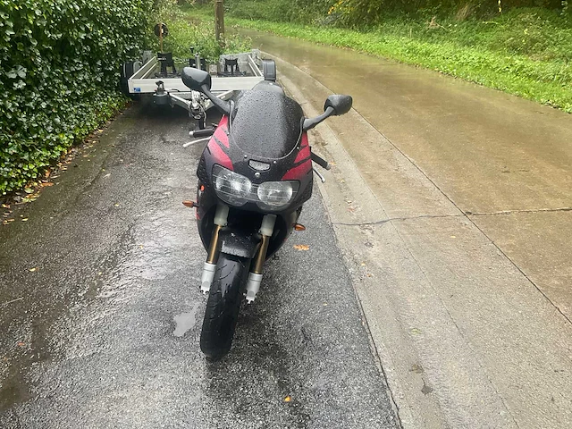 Honda - cbr900rr - motorfiets - afbeelding 6 van  12