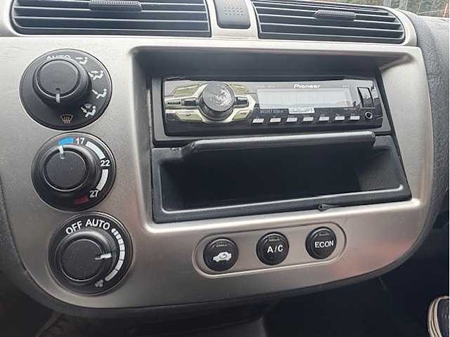 Honda - civic - 1.3i ima - car - 2004 - afbeelding 10 van  22