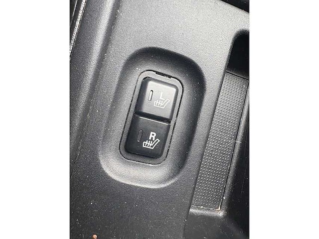 Honda - civic - 1.3i ima - car - 2004 - afbeelding 11 van  22