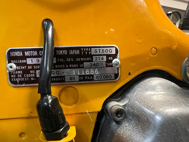 Honda - dax - 50 xx - brommer - afbeelding 12 van  13