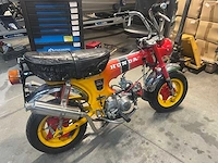 Honda - dax - 50 xx - brommer - afbeelding 1 van  13