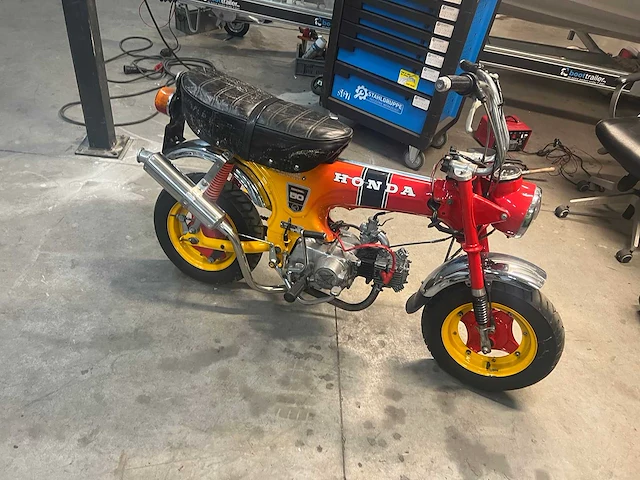 Honda - dax - 50 xx - brommer - afbeelding 4 van  13