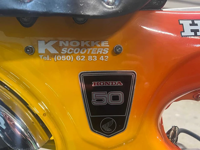 Honda - dax - 50 xx - brommer - afbeelding 6 van  13