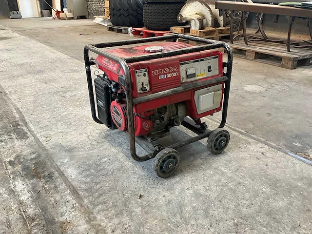 Honda - eb 3000 x - stroomgenerator - afbeelding 3 van  6
