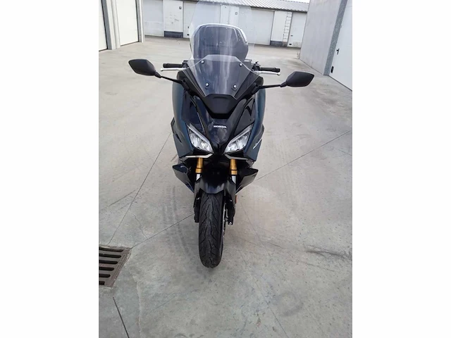 Honda - forza nss 750 - motorfiets - afbeelding 10 van  12