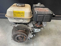 Honda - gx160 - benzinemotor - afbeelding 3 van  4