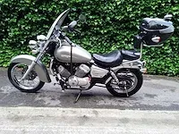 Honda - shadow - motorfiets - afbeelding 1 van  6