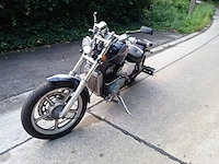Honda - shadow 1100 - motorfiets - afbeelding 3 van  7