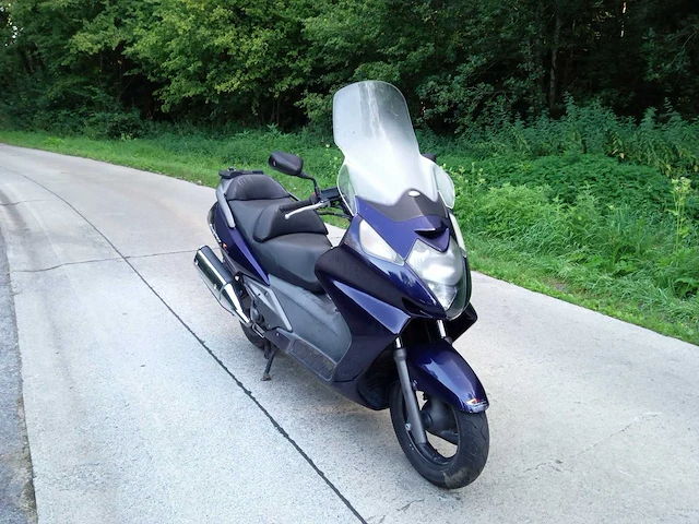 Honda - silverwing 400 - motorcycle - afbeelding 3 van  6