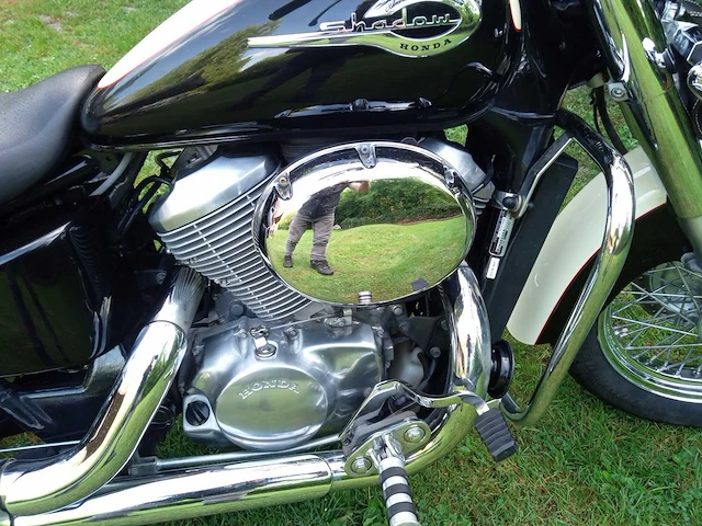 Honda - vt shadow - motorfiets - afbeelding 6 van  8