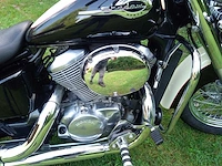 Honda - vt shadow - motorfiets - afbeelding 6 van  8
