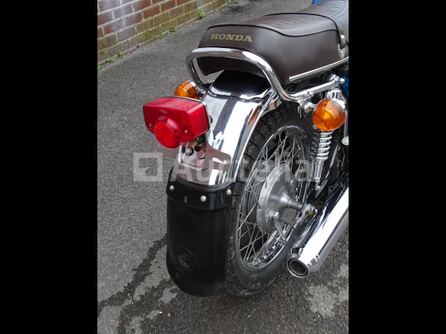 Honda 550 vier super sport motorfiets (voorouder van 1976, weinig km) - afbeelding 4 van  35