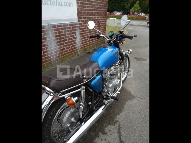 Honda 550 vier super sport motorfiets (voorouder van 1976, weinig km) - afbeelding 30 van  35