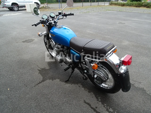 Honda 550 vier super sport motorfiets (voorouder van 1976, weinig km) - afbeelding 31 van  35