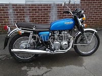 Honda 550 vier super sport motorfiets (voorouder van 1976, weinig km) - afbeelding 33 van  35