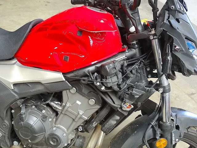 Honda cb 500 x (project-basis) - afbeelding 2 van  23