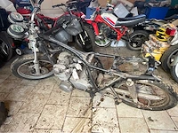 Honda cb 550 vier moto - afbeelding 2 van  8