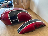 Honda cb 750 seventies tank onderdeel - afbeelding 2 van  7