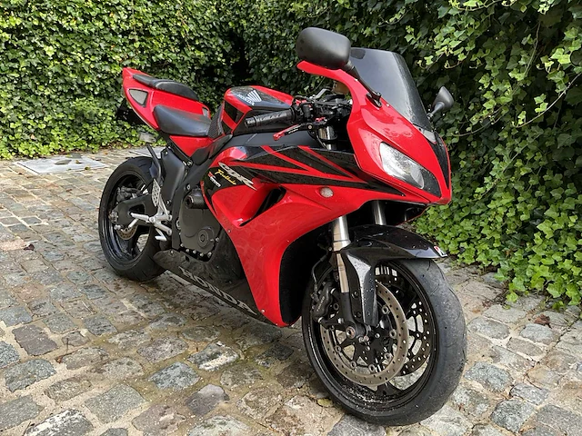Honda cbr 1000 rr fireblade motorfiets - afbeelding 8 van  14