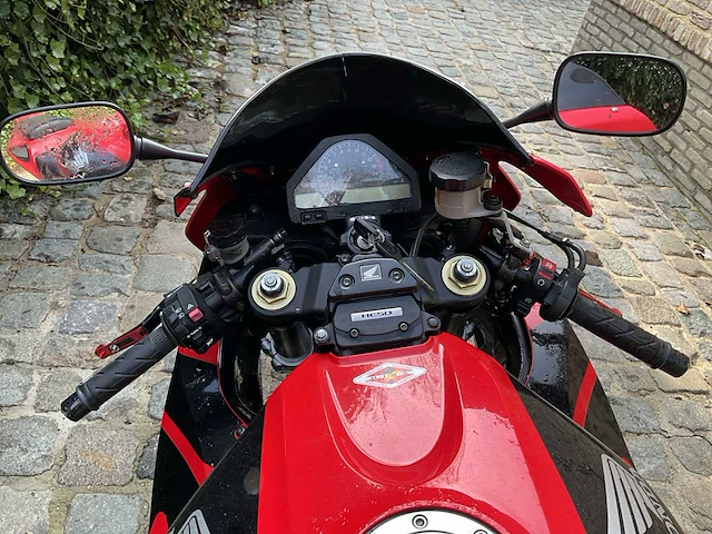 Honda cbr 1000 rr fireblade motorfiets - afbeelding 12 van  14