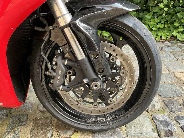 Honda cbr 1000 rr fireblade motorfiets - afbeelding 14 van  14