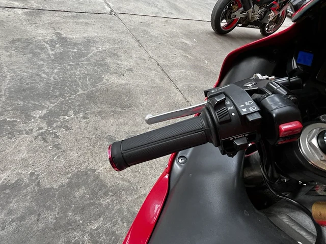 Honda cbr fireblade, 2001 - afbeelding 12 van  15